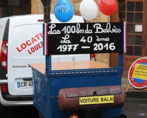 Voiture balai